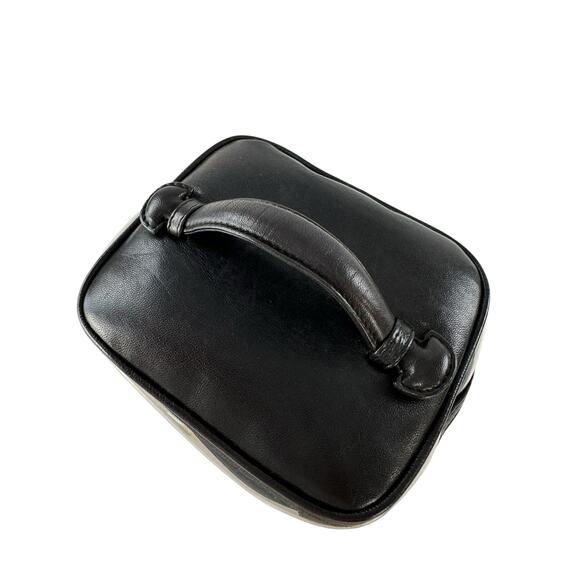 Chanel Clear Vanity Bag - Picture 3 of 7